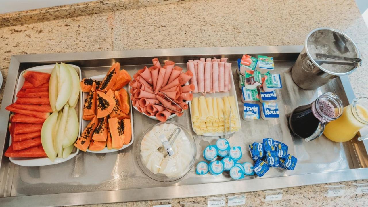 Hotel Golden Inn Lafaiete コンセリェイロ・ラファイエテ エクステリア 写真