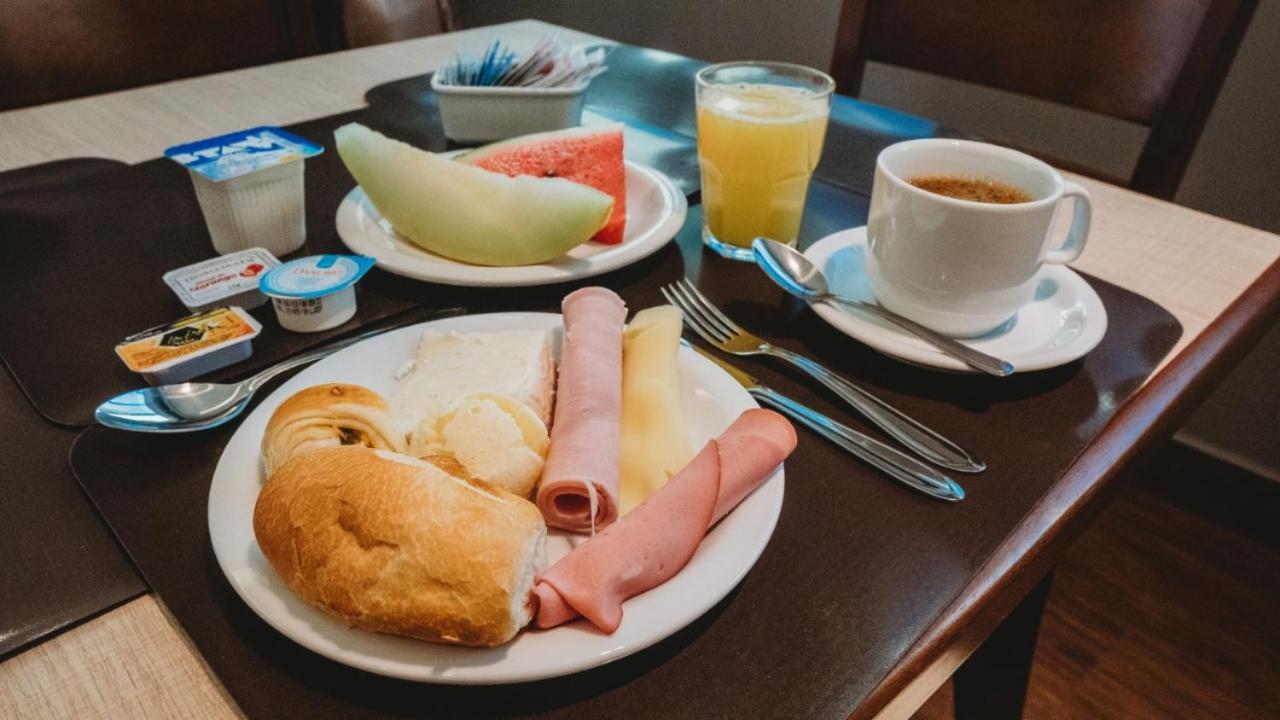 Hotel Golden Inn Lafaiete コンセリェイロ・ラファイエテ エクステリア 写真